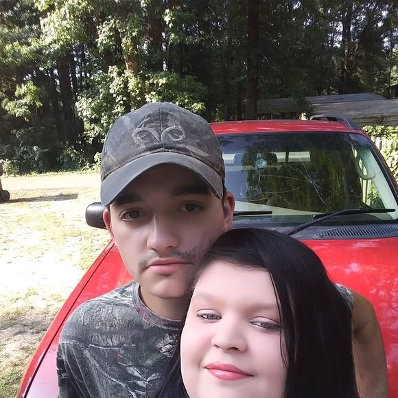 Meet your Posher, Amanda - Picture 1 of 1